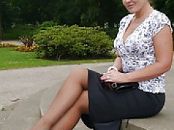 MILFs in Nylons